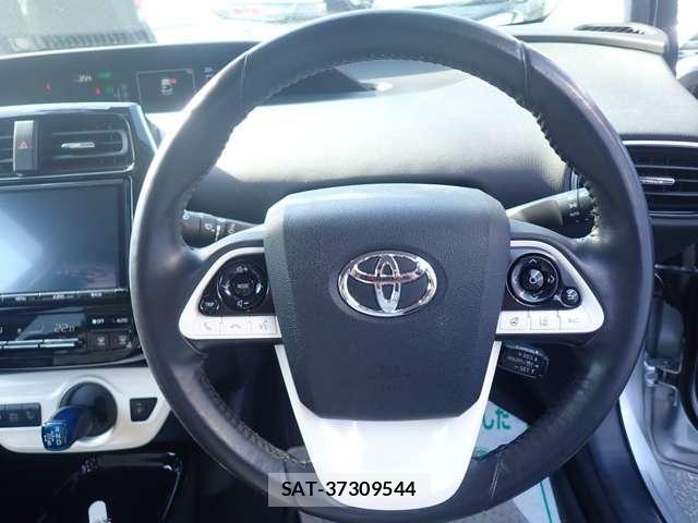 Toyota PRIUS PHV 2017-06 8101416-20