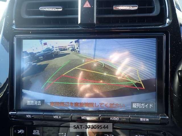 Toyota PRIUS PHV 2017-06 8101416-24