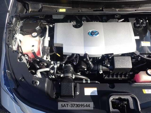 Toyota PRIUS PHV 2017-06 8101416-28