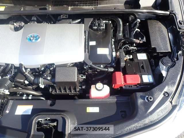 Toyota PRIUS PHV 2017-06 8101416-29