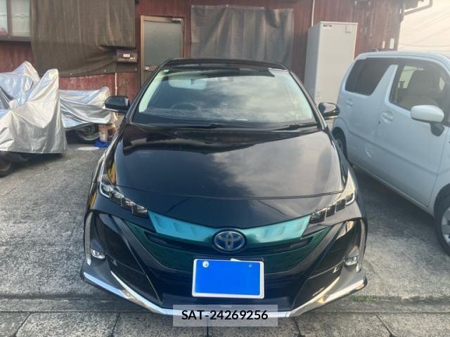 Toyota PRIUS PHV 2017-02 8101417-0