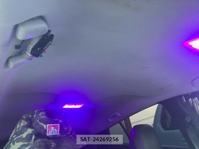 Toyota PRIUS PHV 2017-02 8101417-12