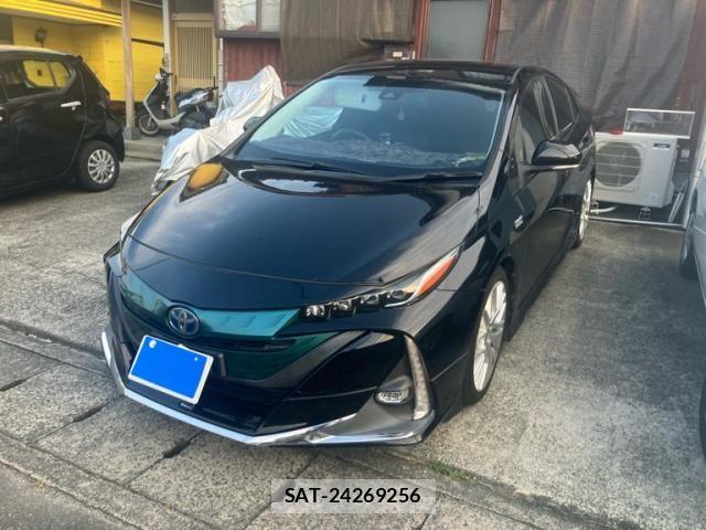 Toyota PRIUS PHV 2017-02 8101417-2