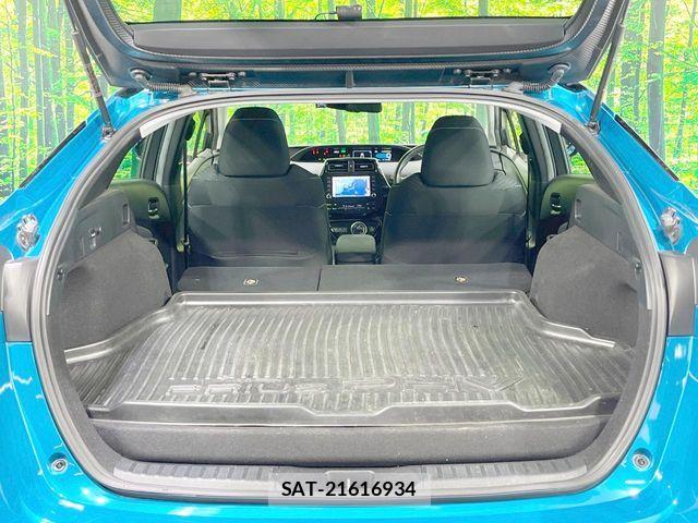 Toyota PRIUS PHV 2021-06 8101411-9