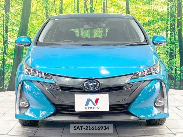Toyota PRIUS PHV 2021-06 8101411-13