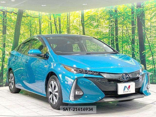 Toyota PRIUS PHV 2021-06 8101411-15