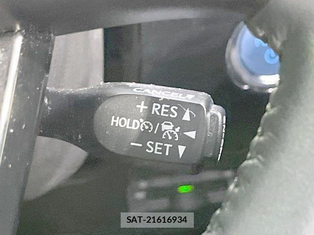 Toyota PRIUS PHV 2021-06 8101411-5