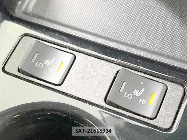 Toyota PRIUS PHV 2021-06 8101411-6