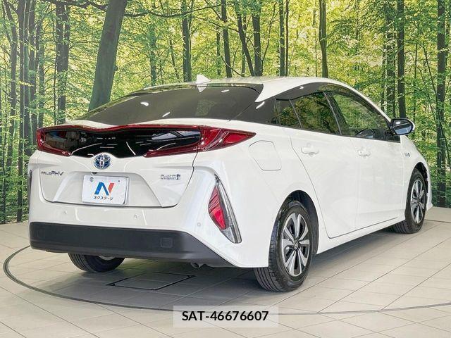 Toyota PRIUS PHV 2017-11 8101412-16