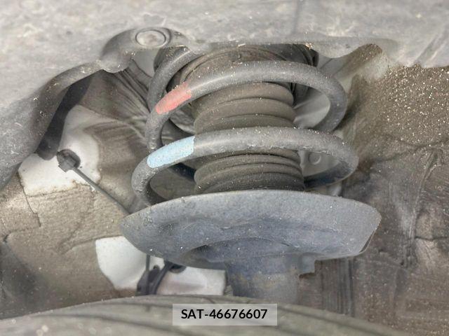 Toyota PRIUS PHV 2017-11 8101412-19