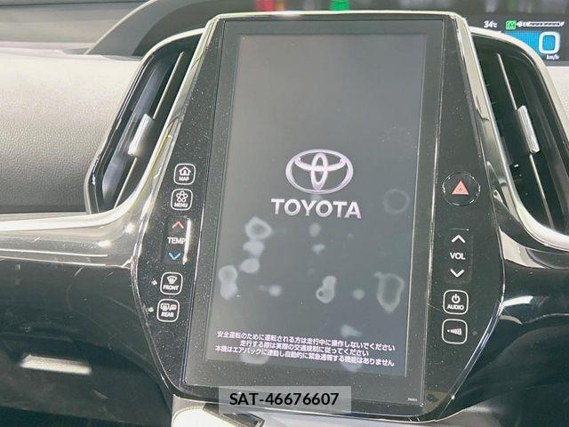Toyota PRIUS PHV 2017-11 8101412-2