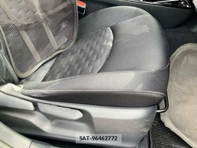 Toyota PRIUS PHV 2017-03 8101415-14