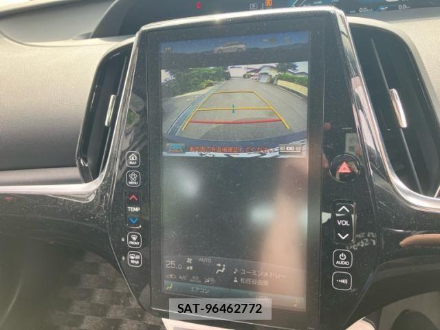 Toyota PRIUS PHV 2017-03 8101415-18