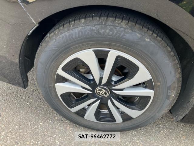Toyota PRIUS PHV 2017-03 8101415-6