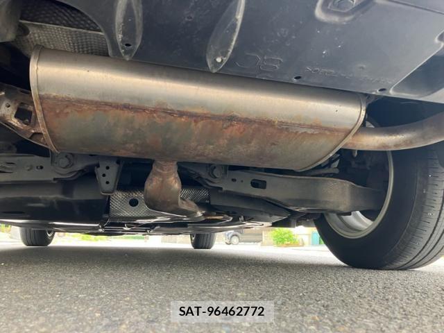 Toyota PRIUS PHV 2017-03 8101415-8