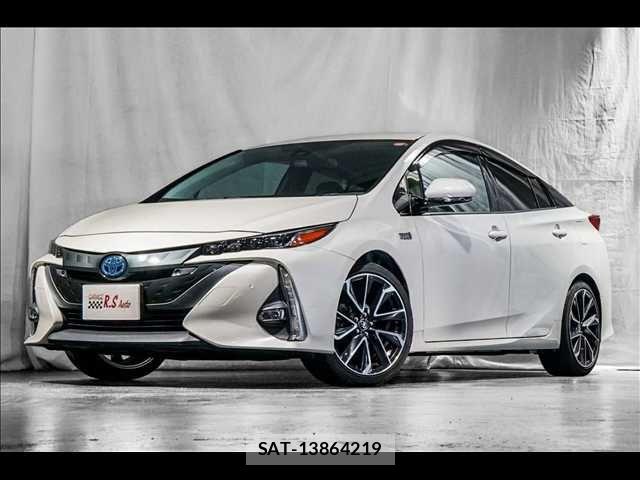 Toyota PRIUS PHV 2017-06 8101414-0