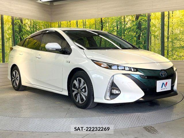 Toyota PRIUS PHV 2018-05 8101413-15