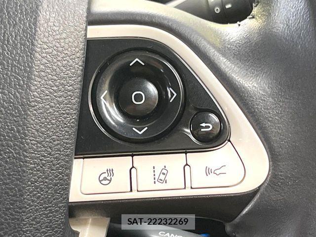 Toyota PRIUS PHV 2018-05 8101413-4