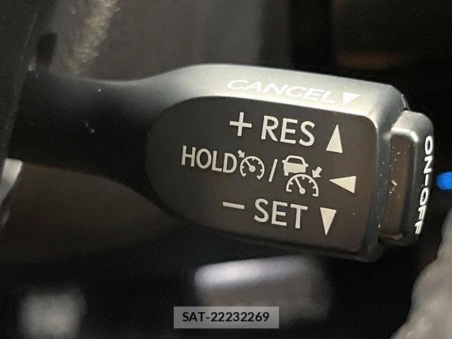 Toyota PRIUS PHV 2018-05 8101413-5