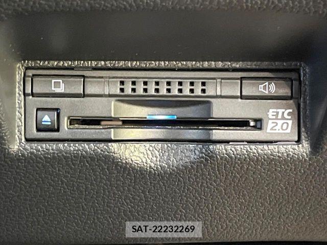 Toyota PRIUS PHV 2018-05 8101413-6
