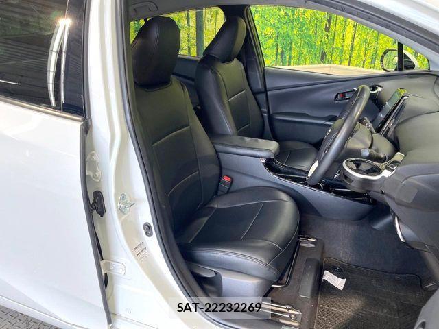 Toyota PRIUS PHV 2018-05 8101413-7