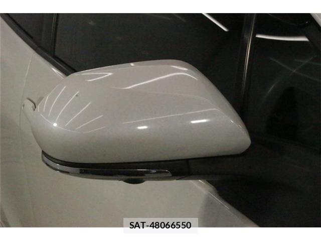 Toyota PRIUS PHV 2019-06 8101410-9