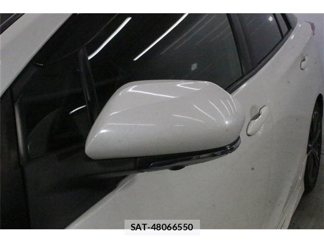Toyota PRIUS PHV 2019-06 8101410-16