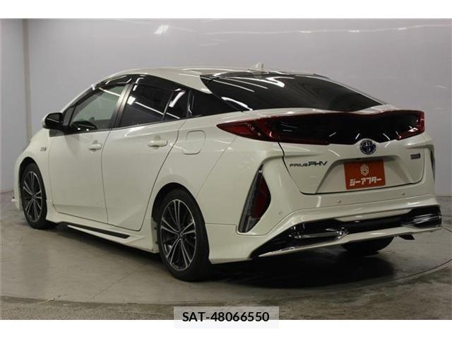 Toyota PRIUS PHV 2019-06 8101410-6
