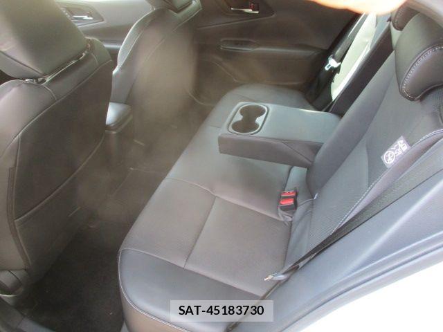 Toyota PRIUS PHV 2023-06 8101408-11