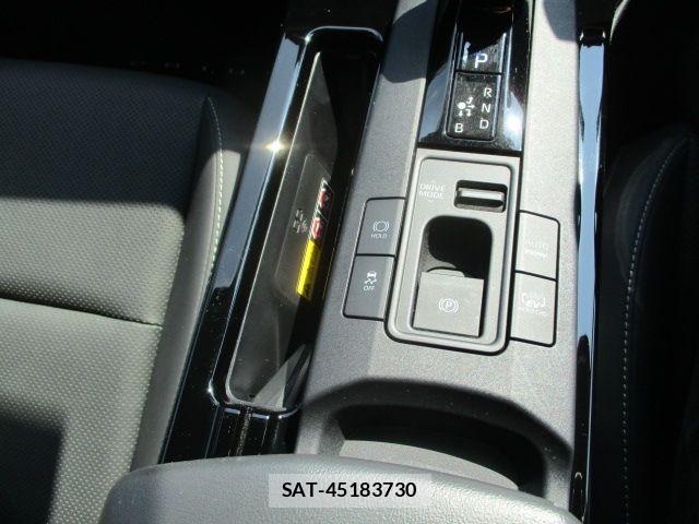 Toyota PRIUS PHV 2023-06 8101408-22