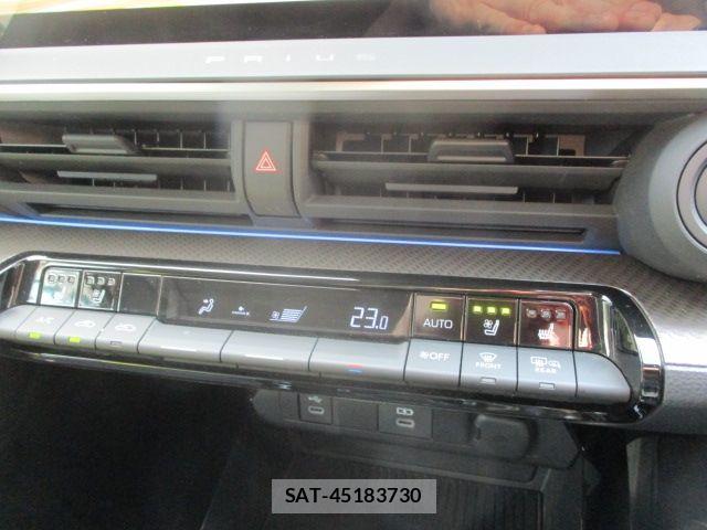 Toyota PRIUS PHV 2023-06 8101408-24