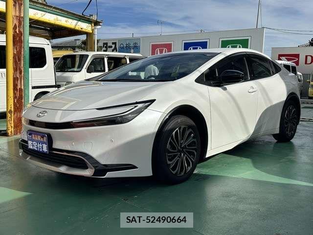 Toyota PRIUS PHV 2023-10 8101407-2