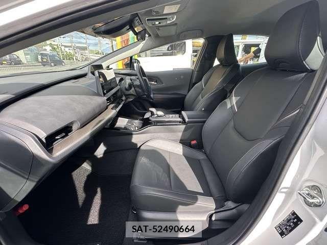 Toyota PRIUS PHV 2023-10 8101407-4