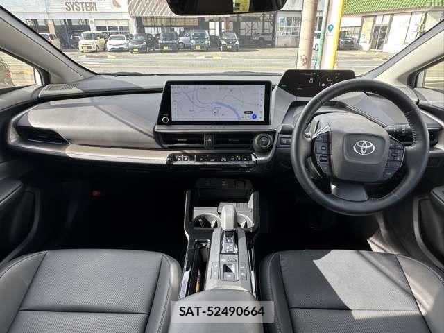 Toyota PRIUS PHV 2023-10 8101407-7