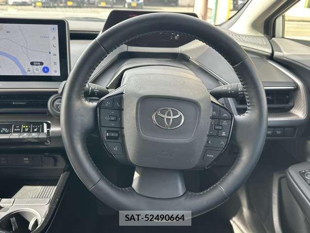 Toyota PRIUS PHV 2023-10 8101407-8