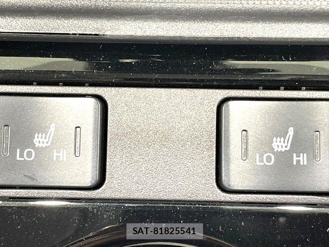 Toyota PRIUS PHV 2021-01 8131993-6