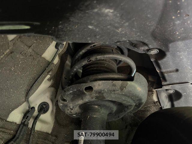 Toyota PRIUS PHV 2023-08 8131990-19
