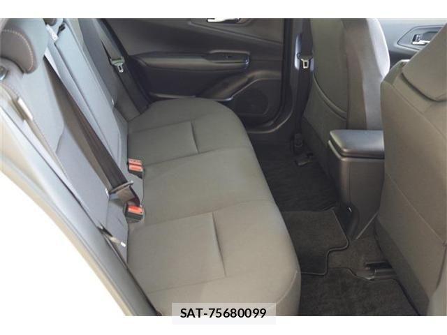 Toyota PRIUS PHV 2025-10 8131991-15