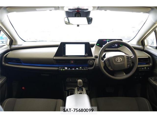 Toyota PRIUS PHV 2025-10 8131991-1