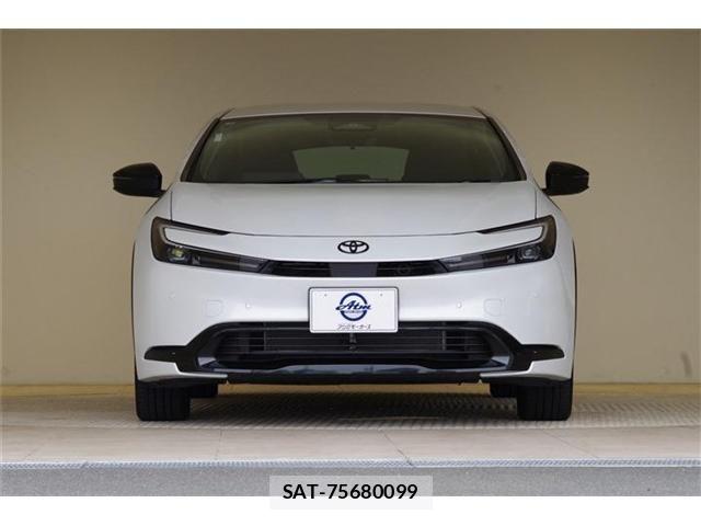 Toyota PRIUS PHV 2025-10 8131991-24