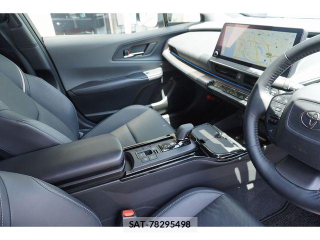 Toyota PRIUS PHV 2023-08 8131992-10