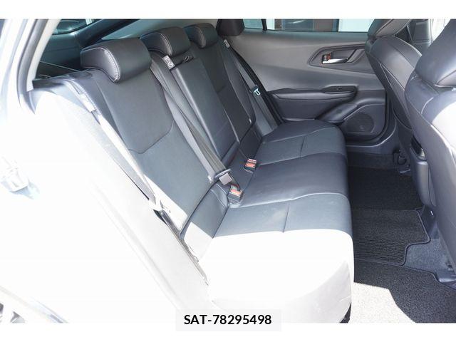 Toyota PRIUS PHV 2023-08 8131992-12