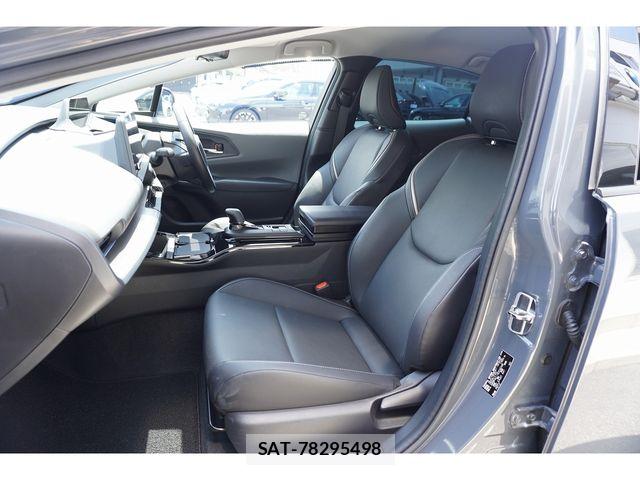 Toyota PRIUS PHV 2023-08 8131992-14
