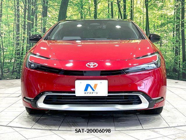 Toyota PRIUS PHV 2023-08 8146479-14