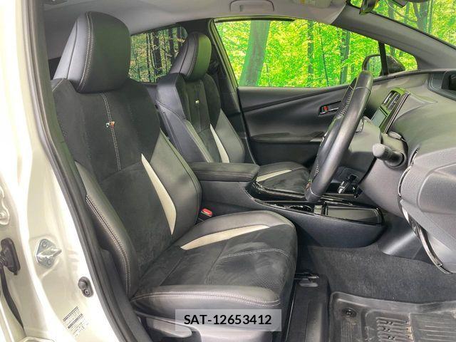 Toyota PRIUS PHV 2019-10 8146480-7