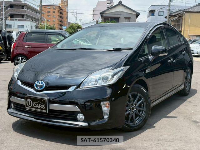 Toyota PRIUS PHV 2014-06 8159059-0