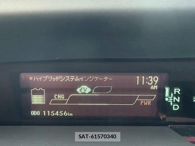 Toyota PRIUS PHV 2014-06 8159059-14