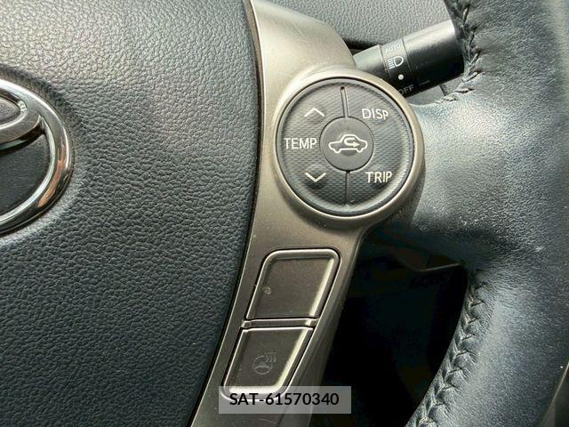 Toyota PRIUS PHV 2014-06 8159059-22