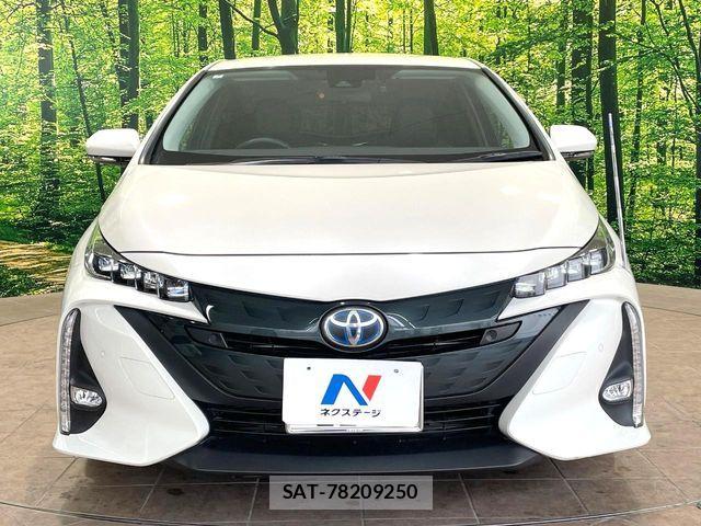 Toyota PRIUS PHV 2018-07 8209704-13