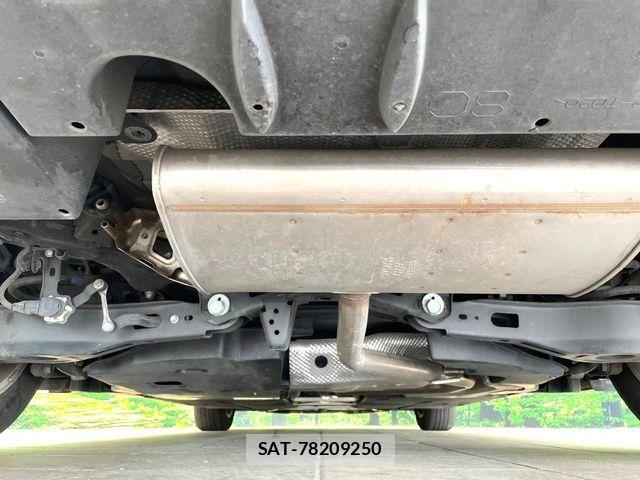 Toyota PRIUS PHV 2018-07 8209704-18